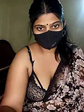 Snapshot of reena502 chatting on 5, 7, 2026 reena502 online show from 5, 7, 2026