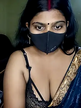 Snapshot of reena502 chatting on 7, 8, 2026 reena502 online show from 7, 8, 2026
