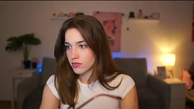 kissie cat online show from 12, 2, 2026