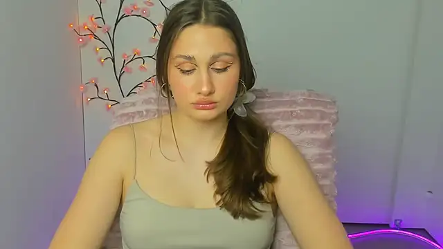 Stefanie Sweet online show from 24, 3, 2026