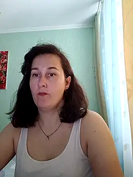 Amandda  online show from 2, 7, 2026