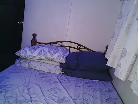 Snapshot of Taylor_smith_0 chatting on 24, 10, 2025 Taylor smith 0 online show from 24, 10, 2025