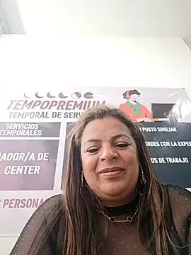 Mia-Glow online show from 29, 11, 2025