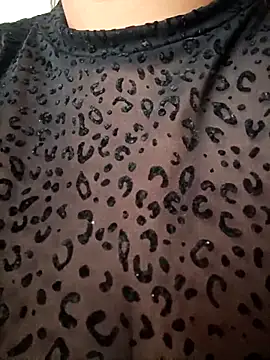 Mia-Glow online show from 16, 4, 2026