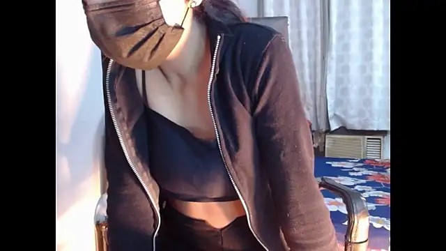 Snapshot of _kamyaa09 chatting on 20, 12, 2025 kamyaa09 online show from 20, 12, 2025