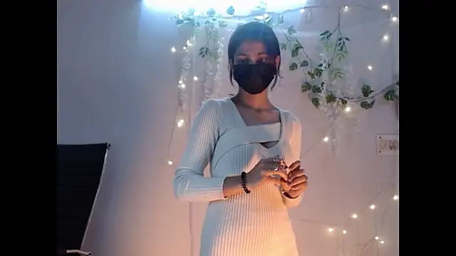 Snapshot of _kamyaa09 chatting on 7, 1, 2026 kamyaa09 online show from 7, 1, 2026