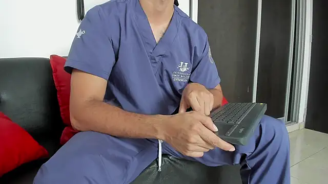 AndretiiAndCamila online show from 12, 9, 2025