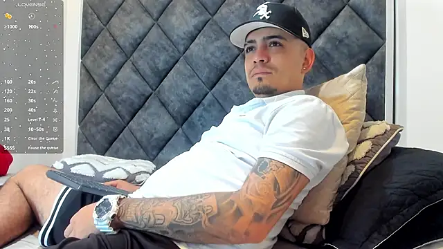 OwenStonne  online show from 18, 11, 2025