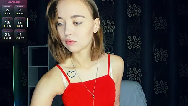 Snapshot of KayleenCurtis chatting on 10, 7, 2026 KayleenCurtis online show from 10, 7, 2026