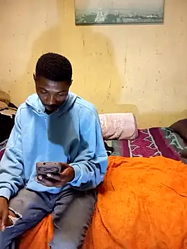 KruellaR1de3 online show from 18, 2, 2026