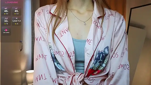 LouisaChaobal online show from 11, 9, 2025