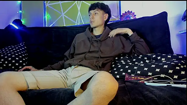 Snapshot of Dioniso_guy8 chatting on 25, 2, 2026 Dioniso guy8 online show from 25, 2, 2026