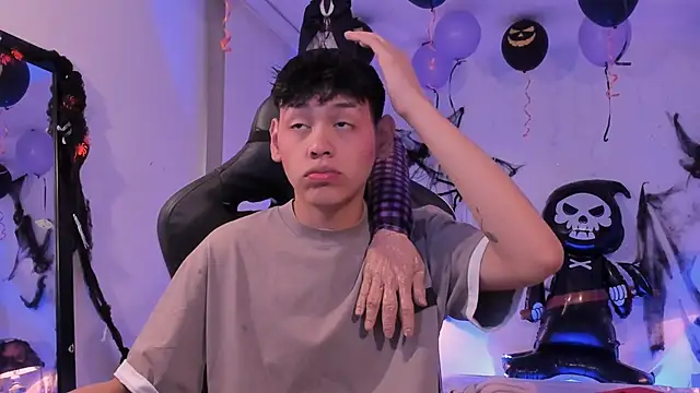 zeus blaze online show from 24, 10, 2025