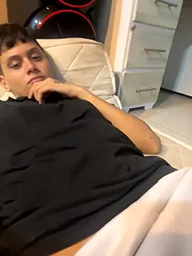 Snapshot of prayingtothesky chatting on 11, 9, 2025 prayingtothesky online show from 11, 9, 2025