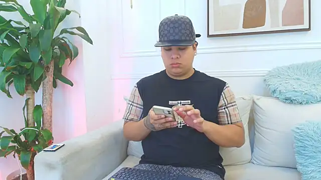 Snapshot of Naim_Bennetsex chatting on 15, 12, 2025 Naim Bennetsex online show from 15, 12, 2025