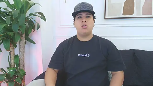 Snapshot of Naim_Bennetsex chatting on 16, 12, 2025 Naim Bennetsex online show from 16, 12, 2025