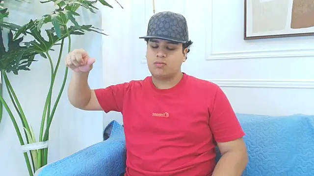 Snapshot of Naim_Bennetsex chatting on 19, 12, 2025 Naim Bennetsex online show from 19, 12, 2025