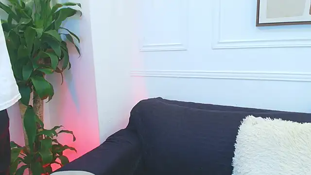 Snapshot of Naim_Bennetsex chatting on 17, 1, 2026 Naim Bennetsex online show from 17, 1, 2026