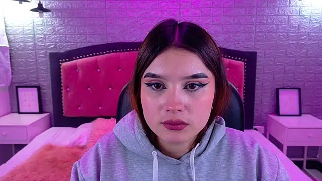 Natalie loffreda online show from 13, 10, 2025