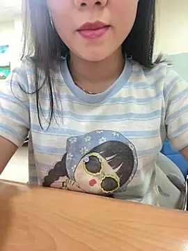Snapshot of -NhaKy22 chatting on 9, 7, 2026 -NhaKy22 online show from 9, 7, 2026