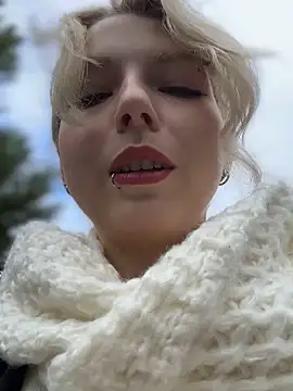 EveLittleSinner online show from 19, 9, 2025