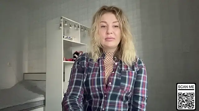 Blondie xoxoxo online show from 19, 1, 2026