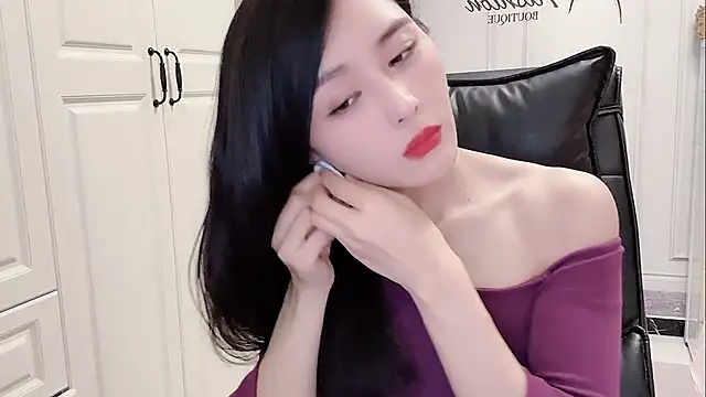 Ianxuan online show from 4, 10, 2025