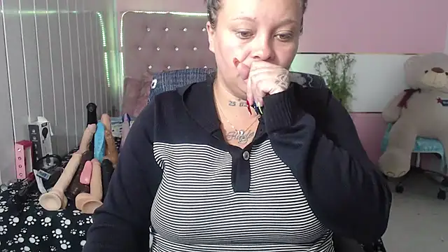 patty squirt  online show from 16, 9, 2025