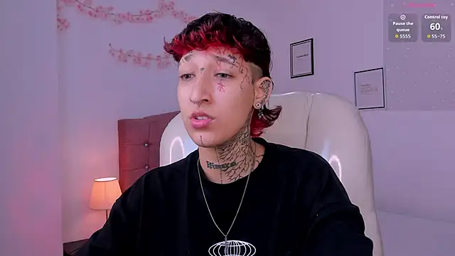 Luci Rose online show from 5, 4, 2026