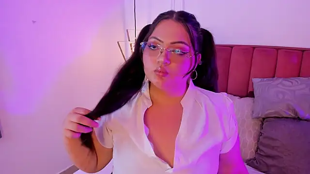 Tessa Sinclaire online show from 4, 10, 2025