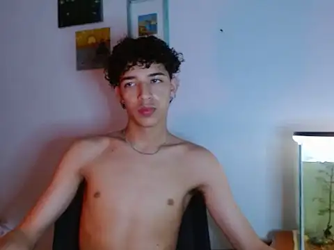 Snapshot of Xtremeplay_18 chatting on 10, 9, 2025 Xtremeplay 18 online show from 10, 9, 2025