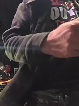 twistafatpipe online show from 1, 11, 2025