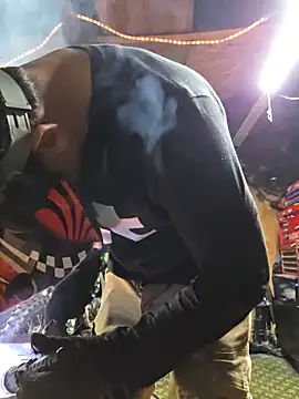 twistafatpipe online show from 18, 11, 2025