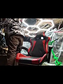 twistafatpipe online show from 21, 12, 2025