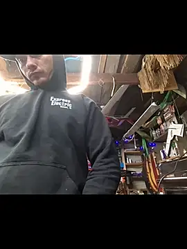 twistafatpipe online show from 16, 1, 2026