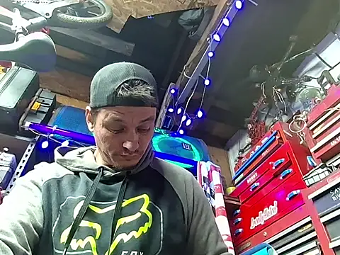 twistafatpipe online show from 24, 2, 2026