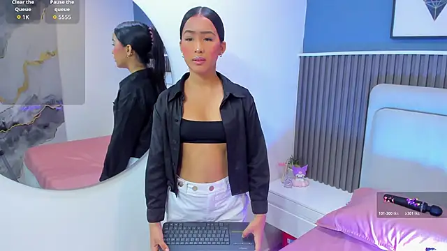 Snapshot of lily__star chatting on 10, 11, 2025 lily star online show from 10, 11, 2025