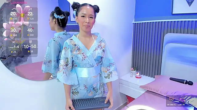 Snapshot of lily__star chatting on 30, 11, 2025 lily star online show from 30, 11, 2025