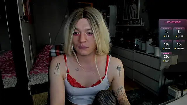 Snapshot of Kkkylie chatting on 16, 6, 2026 Kkkylie online show from 16, 6, 2026