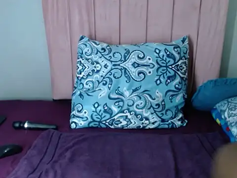 Snapshot of SWEETBERRYxXx chatting on 11, 11, 2025 SWEETBERRYxXx online show from 11, 11, 2025