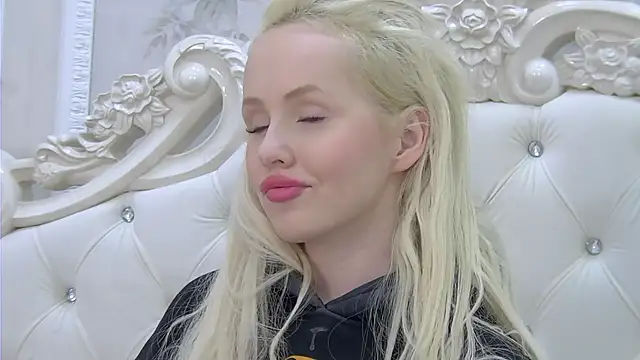 EllieFrosty  online show from 7, 11, 2025