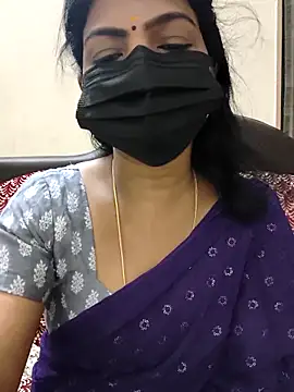 Snapshot of Rithya27 chatting on 29, 4, 2026 Rithya27 online show from 29, 4, 2026