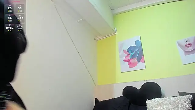 AtheneaArbelaez  online show from 5, 11, 2025