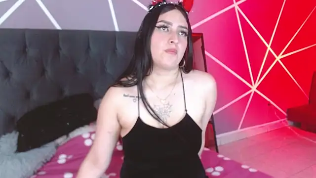 Chloe1126  online show from 13, 10, 2025