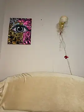 April Purr online show from 15, 3, 2026