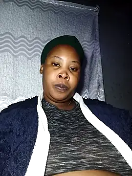 Snapshot of OCEANSQUITERXXX chatting on 23, 10, 2025 OCEANSQUITERXXX online show from 23, 10, 2025