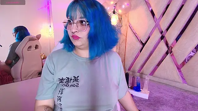 Snapshot of Lilith_curvy chatting on 3, 10, 2025 Lilith curvy online show from 3, 10, 2025