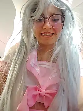 Snapshot of VioletxBloom chatting on 30, 11, 2025 VioletxBloom online show from 30, 11, 2025