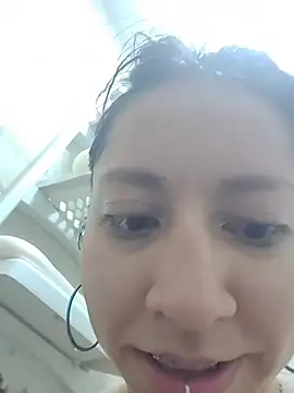 Snapshot of VioletxBloom chatting on 14, 12, 2025 VioletxBloom online show from 14, 12, 2025