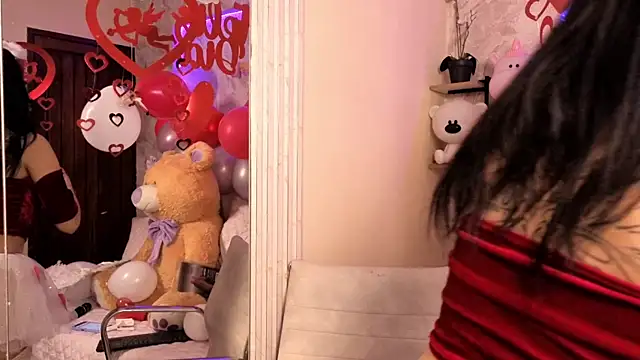 Snapshot of VioletxBloom chatting on 14, 2, 2026 VioletxBloom online show from 14, 2, 2026